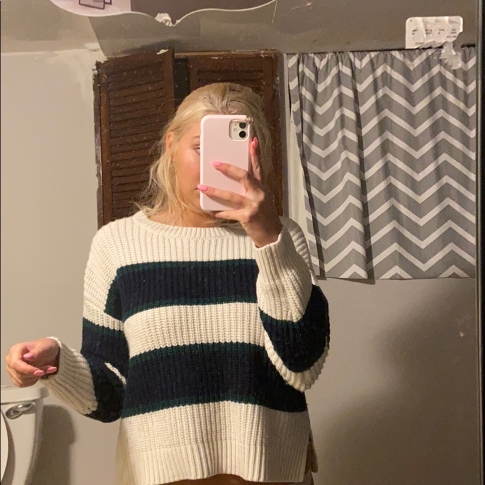 Forever 21 sweater